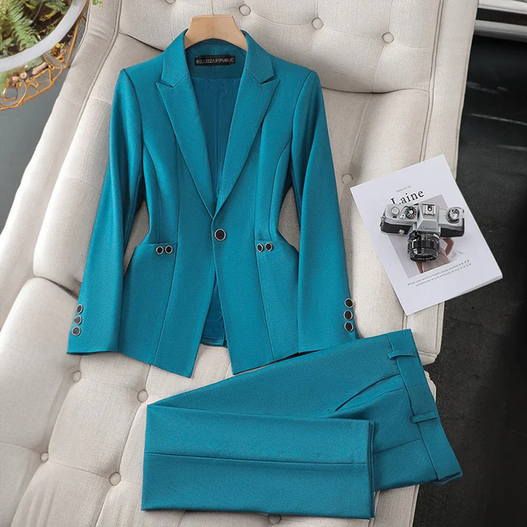 Heidi-Mode | Elegantes Satz Aus Blazer und Hose - Image 6