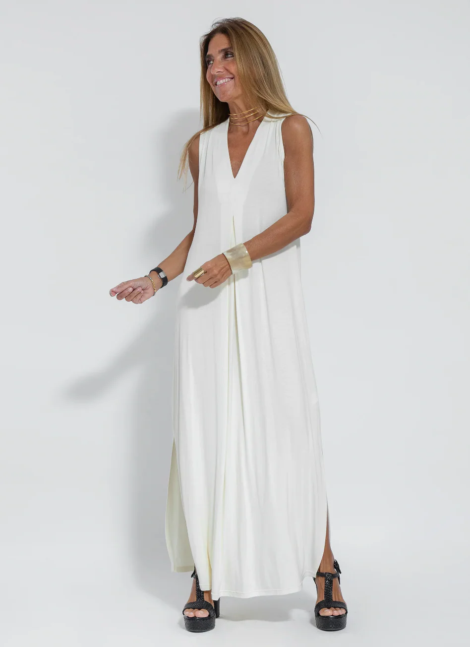Heidi-Mode | Ensemble Bestehend Aus Einem Langen, Figurformenden Kleid und Einer Weste - Image 8