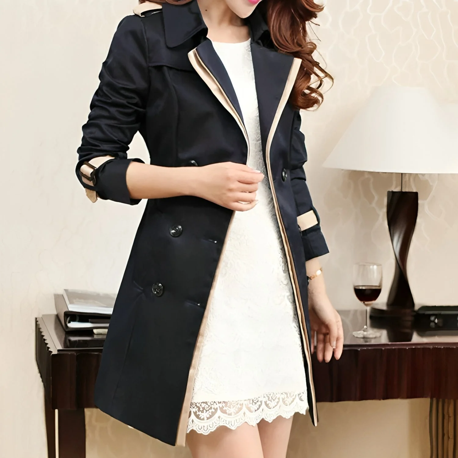 Heidi-Mode | Stilischer Damen-Trenchcoat - Image 2
