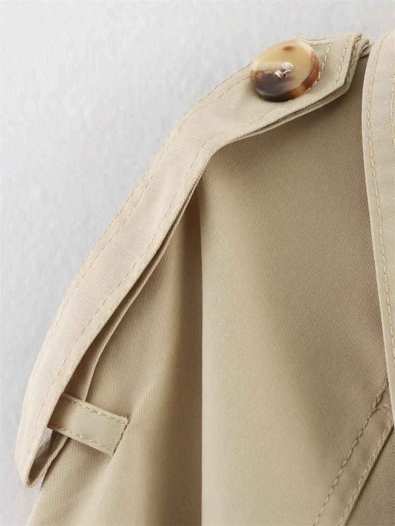 Heidi-Mode | Cropped Trenchcoat - Image 7