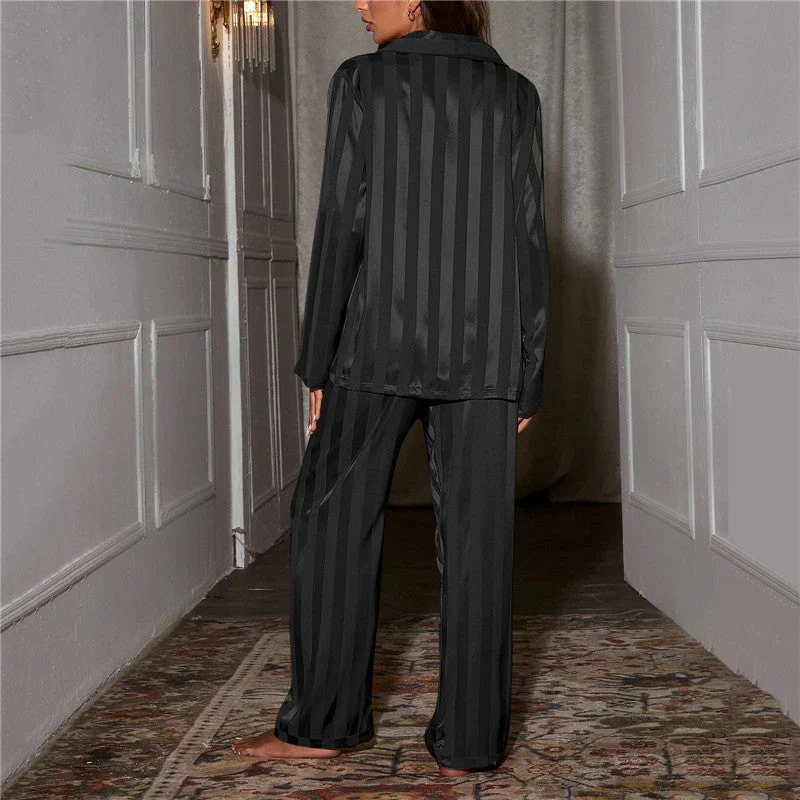 Heidi-Mode | Gemütlicher Pyjama - Image 2