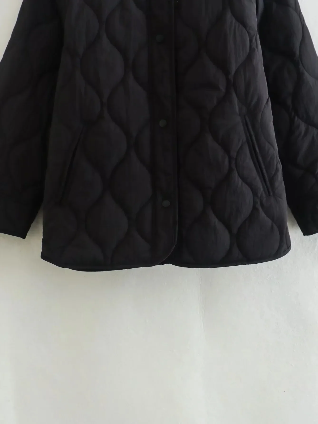 Heidi-Mode | Gepolsterte Jacke Damen, Leichtes Übergröße Modell mit Taschen, Knopfverschluss - Image 8