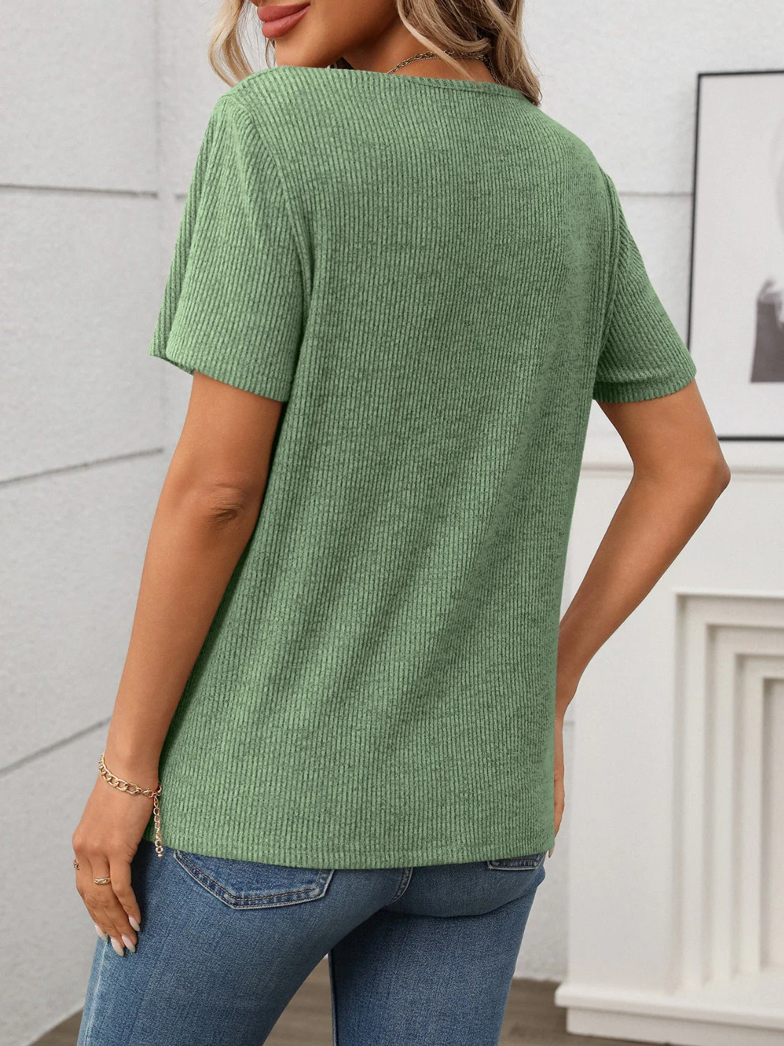 Heidi-Mode | Geripptes V-Ausschnitt Kurzarm T-Shirt - Image 15