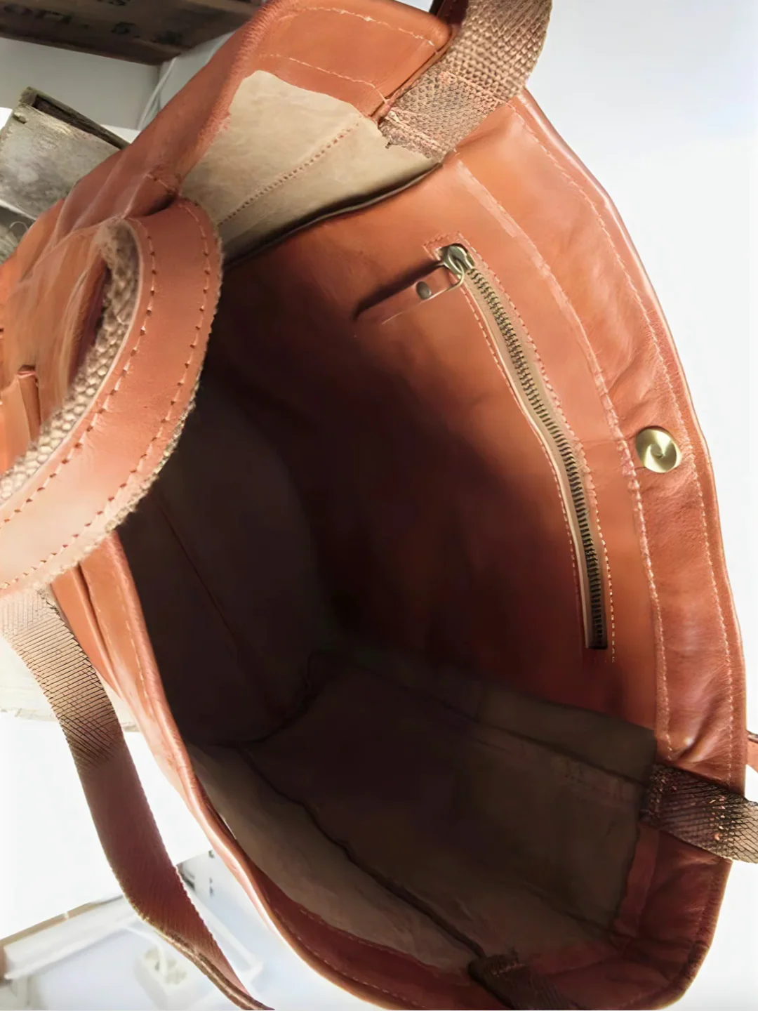 Heidi-Mode | Handgefertigte Stilvolle Ledertasche - Luxus und Funktionalität - Image 2