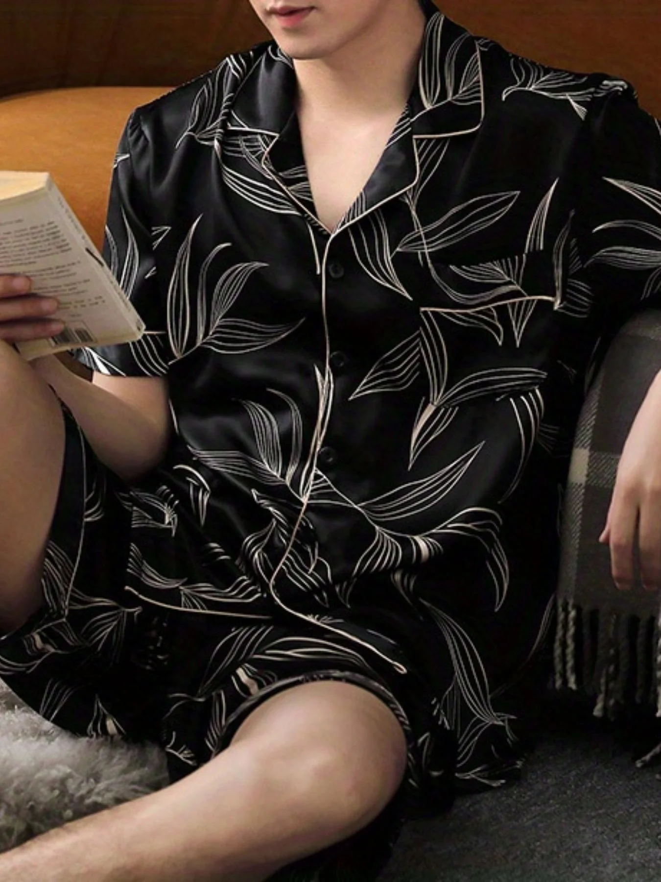 Heidi-Mode | Herren Sommer Eis Seide Pyjama Satz mit Blumen und Blättern Druck - Image 3