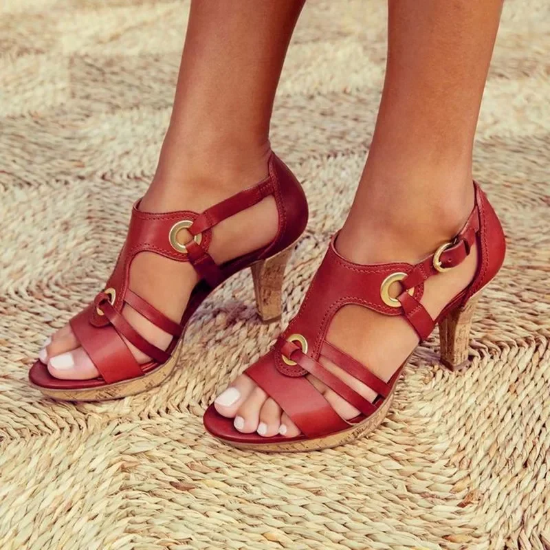 Heidi-Mode | Hochwertige Ledersandalen für Stilvolle Sommerlooks - Image 5