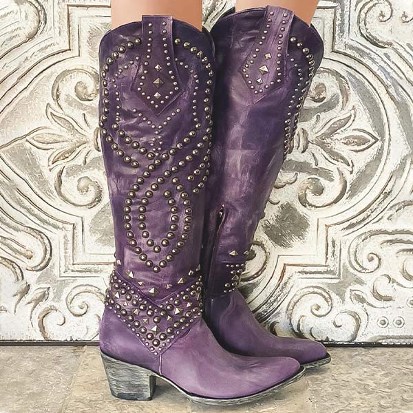 Heidi-Mode | Hohe Stiefel mit Metallnieten und Kobigem Absatz - Image 20