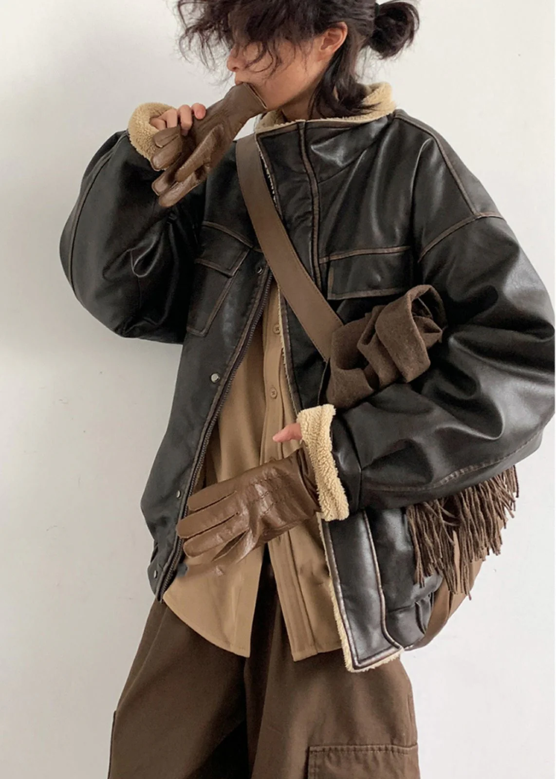 Heidi-Mode | Inspirierte Lammfleece gefütterte Lederjacke – Unisex-Stil - Image 3