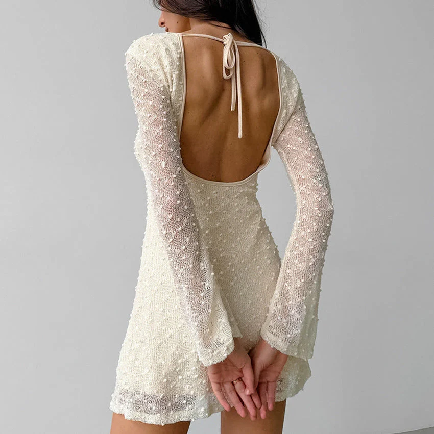 Heidi-Mode | Jacquard Mini Kleid Taillierte Silhouette Rundhals Langarm Rückenfrei mit Schleife - Image 4