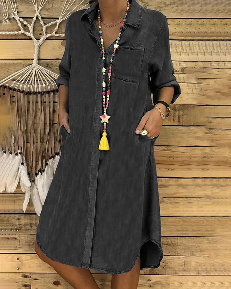 Heidi-Mode | Jeans Midi-Kleid mit Umgeschlagenen Ärmeln und Brusttasche. - Image 4