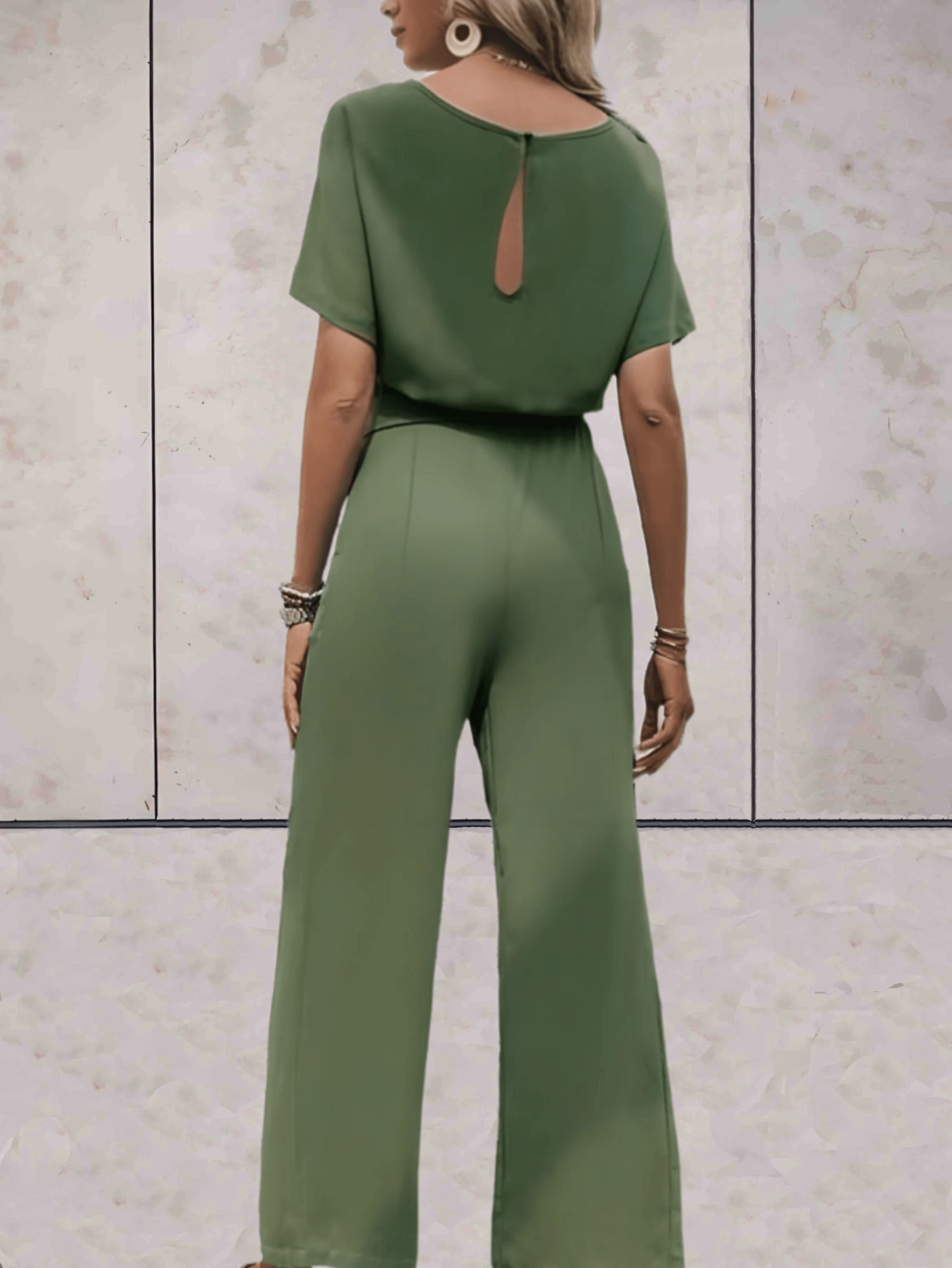 Heidi-Mode | Jumpsuit mit Gürtel und Kurzen Ärmeln - Image 6