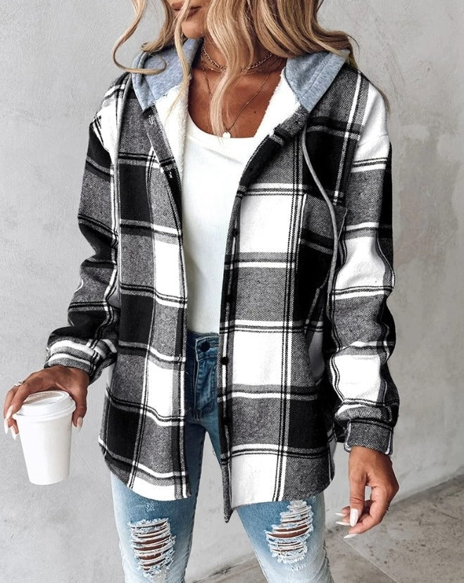 Heidi-Mode | Kariertes Kapuzenjacke - Image 6