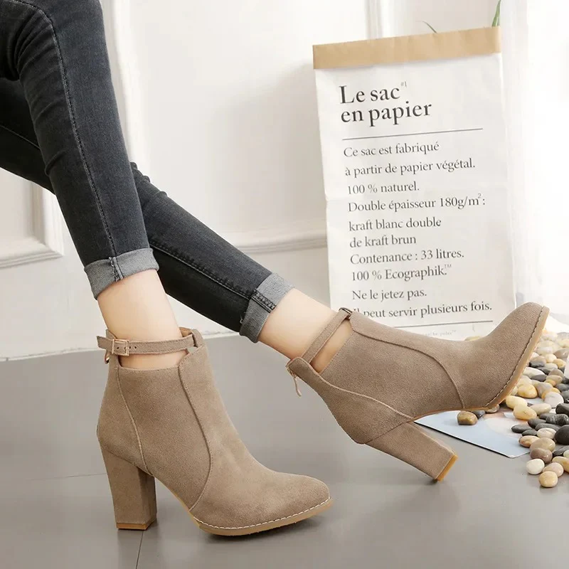 Heidi-Mode | Stiefel mit Hohem Blockabsatz für Frauen - Image 9