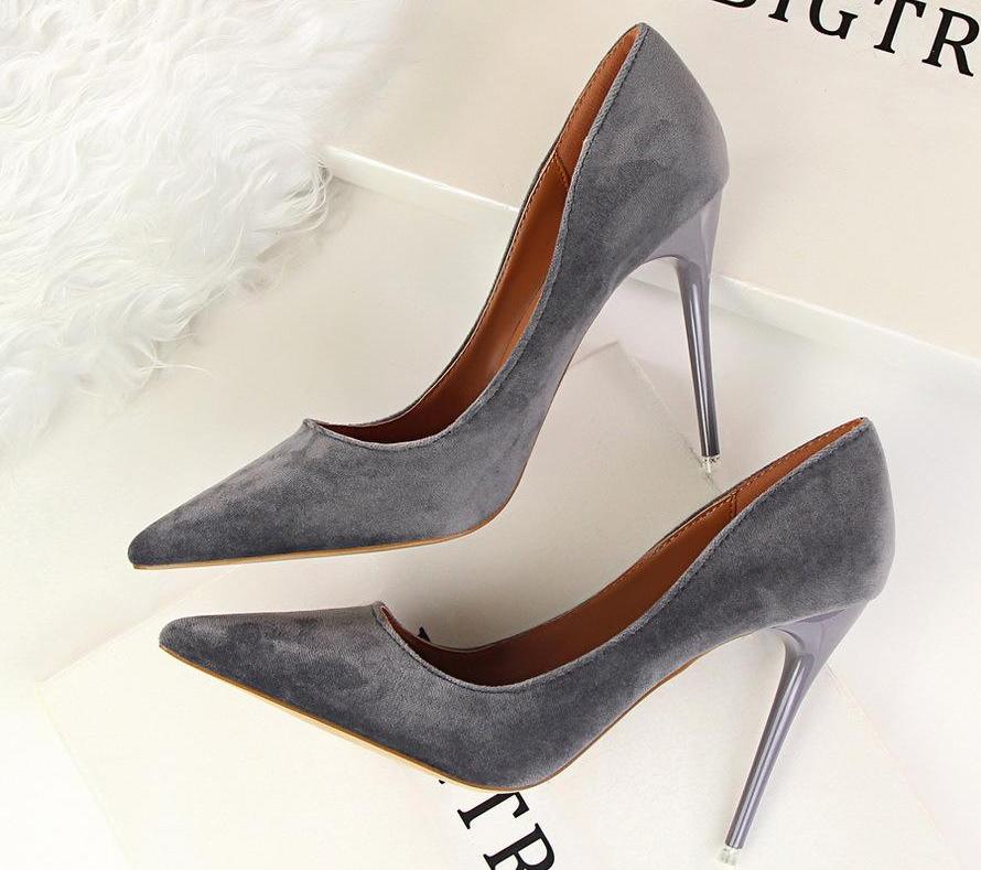 Heidi-Mode | Kollektion Von Römischen High Heels - Image 14