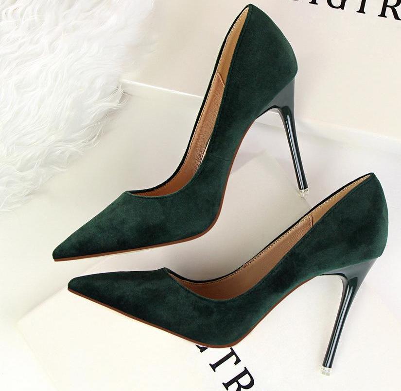 Heidi-Mode | Kollektion Von Römischen High Heels - Image 2