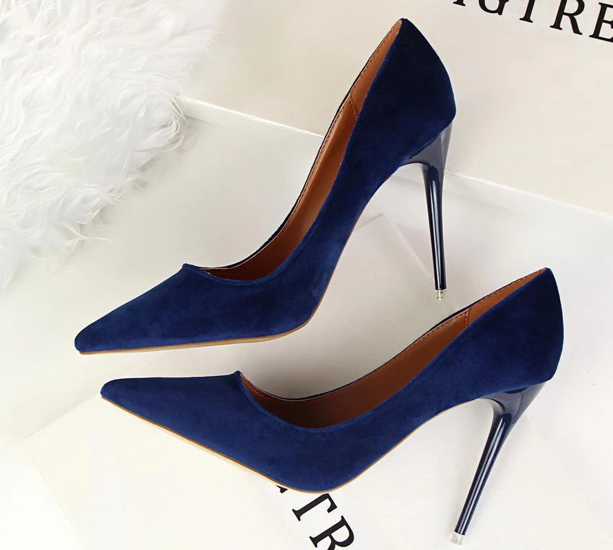 Heidi-Mode | Kollektion Von Römischen High Heels - Image 3