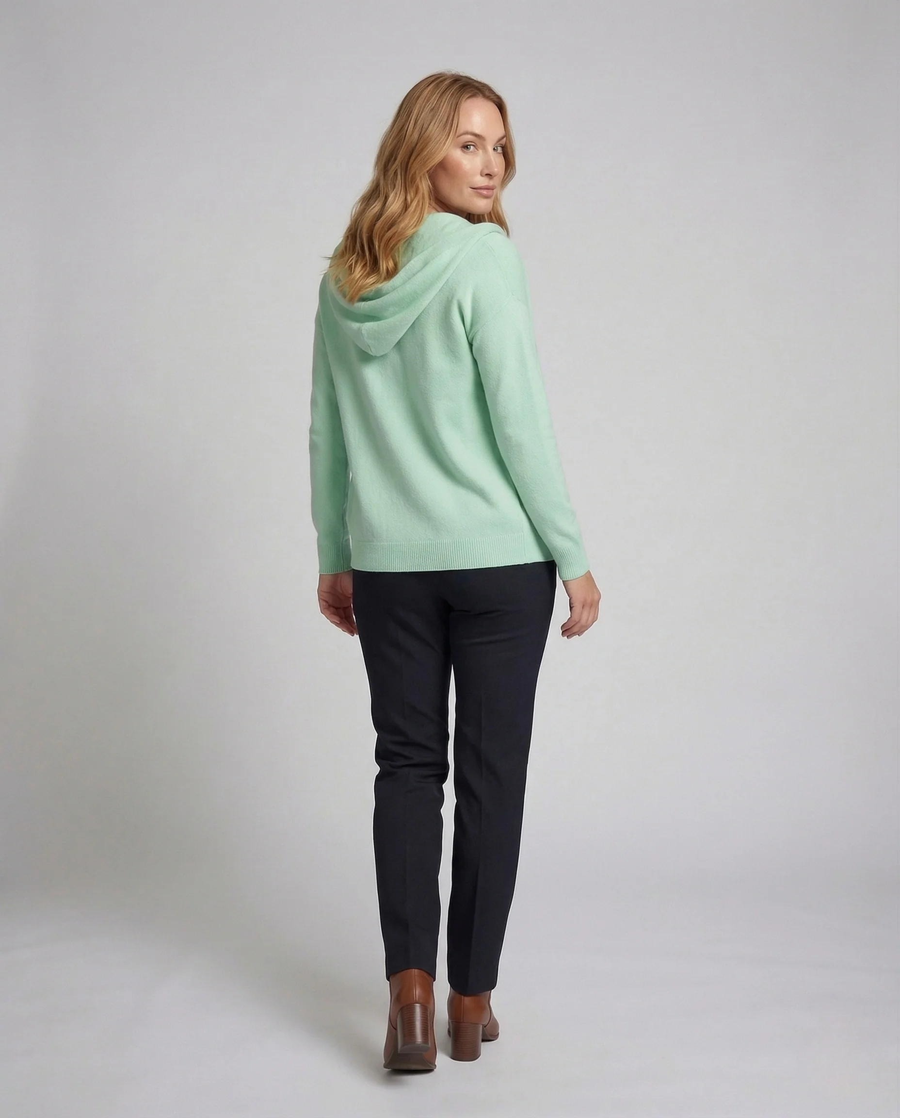 Damen Baumwoll-Hoodie mit hohem Tragekomfort & lässigem Schnitt | Heidi-Mode - Image 3