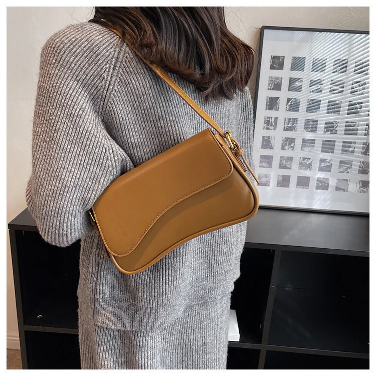 Heidi-Mode | Kompakte Damen Schultertasche - Image 3