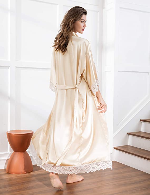 Heidi-Mode | Lange Bademantel mit Spinnmuster - Image 5
