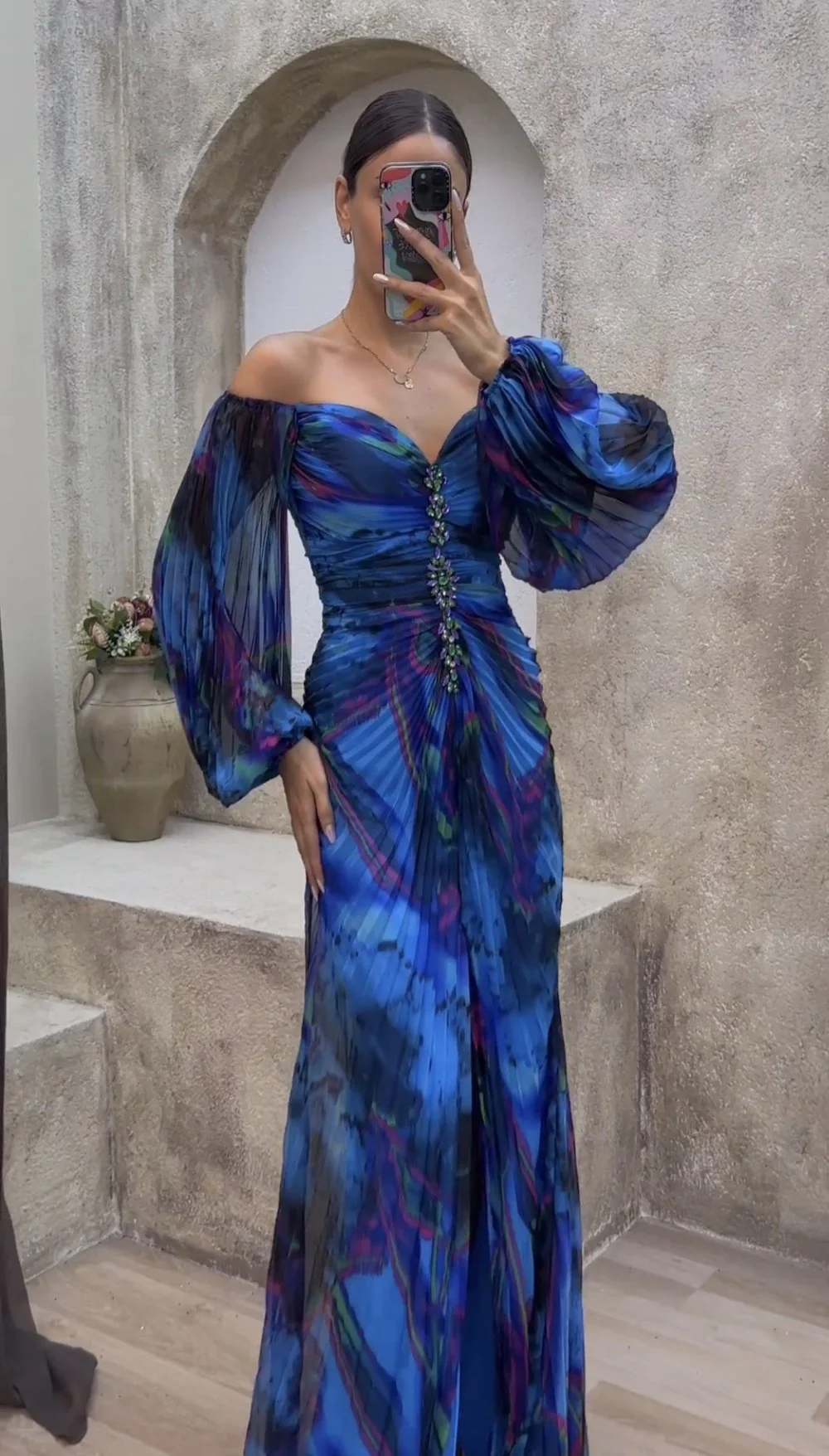 Heidi-Mode | Kleid mit V-Ausschnitt - Image 5