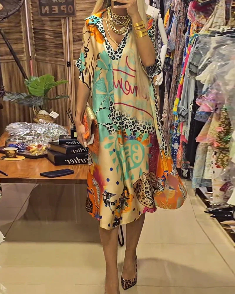 Heidi-Mode | Lässiges Kleid mit Tiefem V-Ausschnitt und Leoparden- und Buntem Aufdruck - Image 14