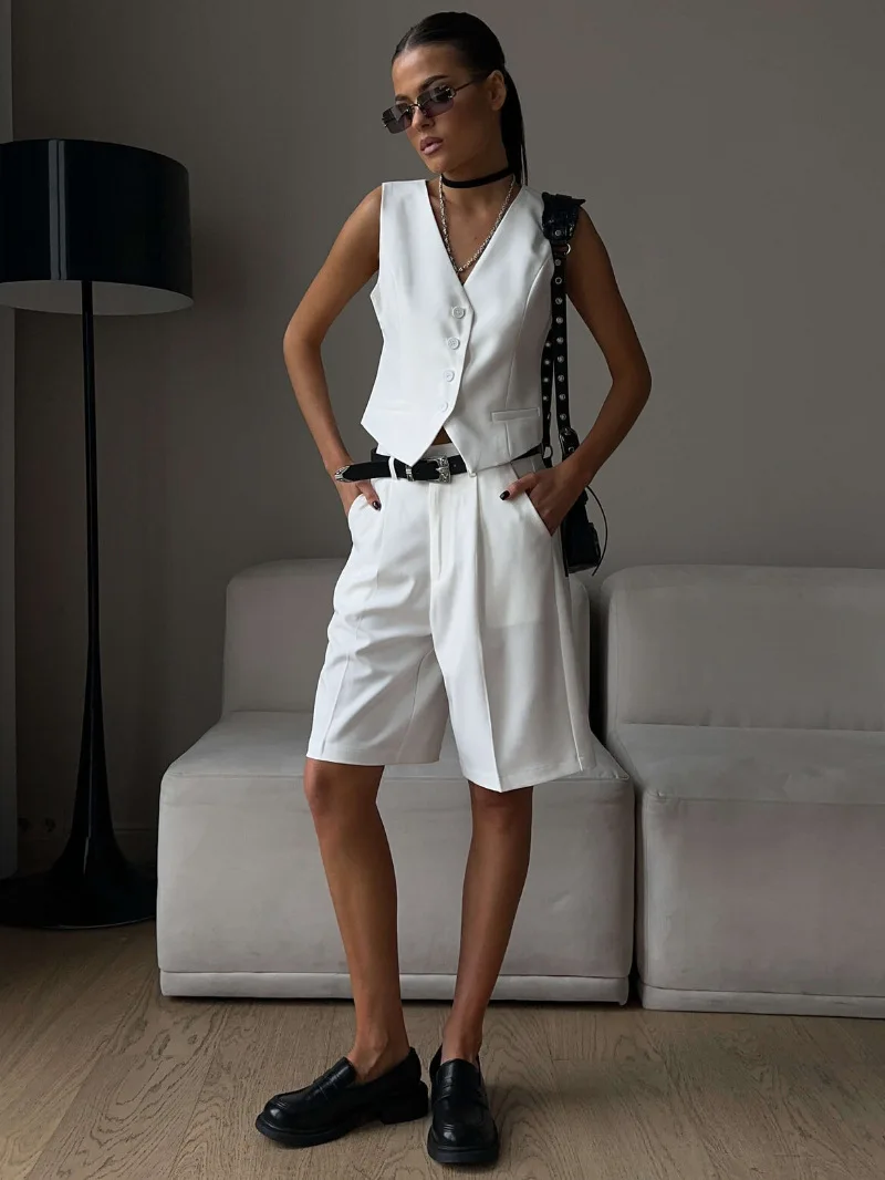 Heidi-Mode | Sommer-Weste und Shorts Set - Image 3
