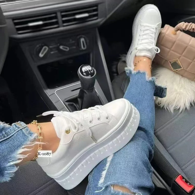 Heidi-Mode | Leichtere Freizeit-Sneaker für Damen - Image 3