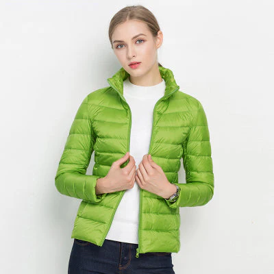Heidi-Mode | Leichte Daunenjacke mit Urbaner Eleganz - Image 10
