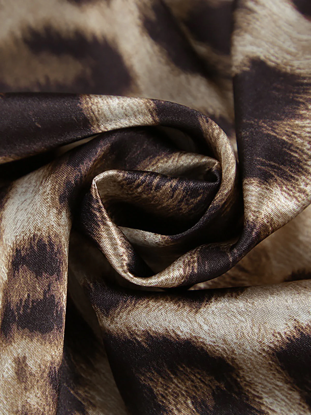 Heidi-Mode | Leopardenmuster Slim Maxi Rock - Image 3