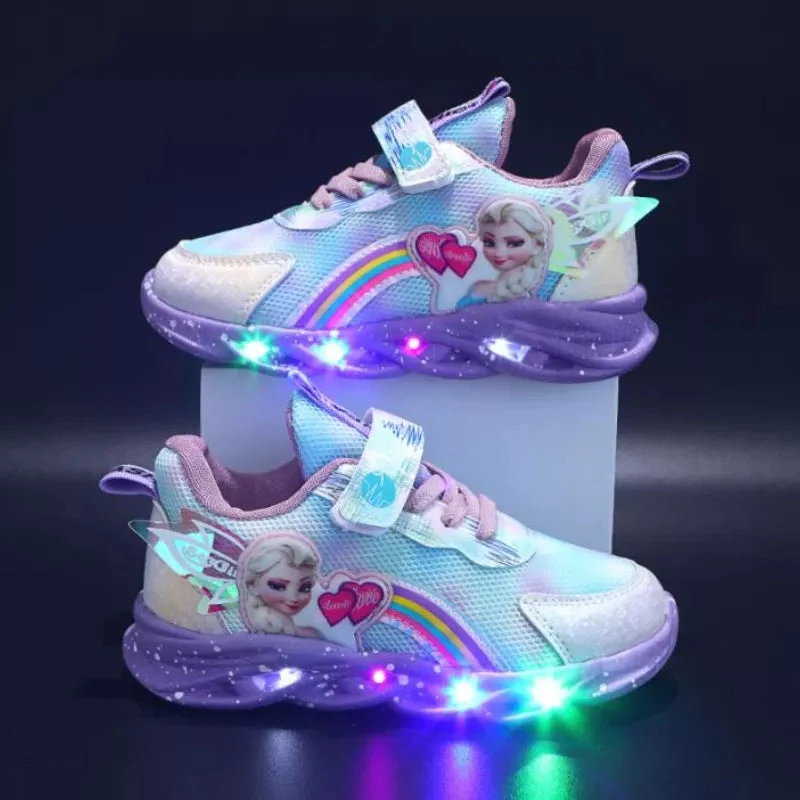 Heidi-Mode | Leuchtende Sneakers - Image 3