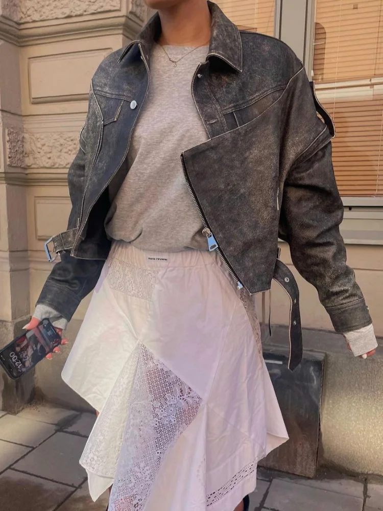 Heidi-Mode | Sieh Vegan Lederjacke Timeless und Nachhaltig - Image 2