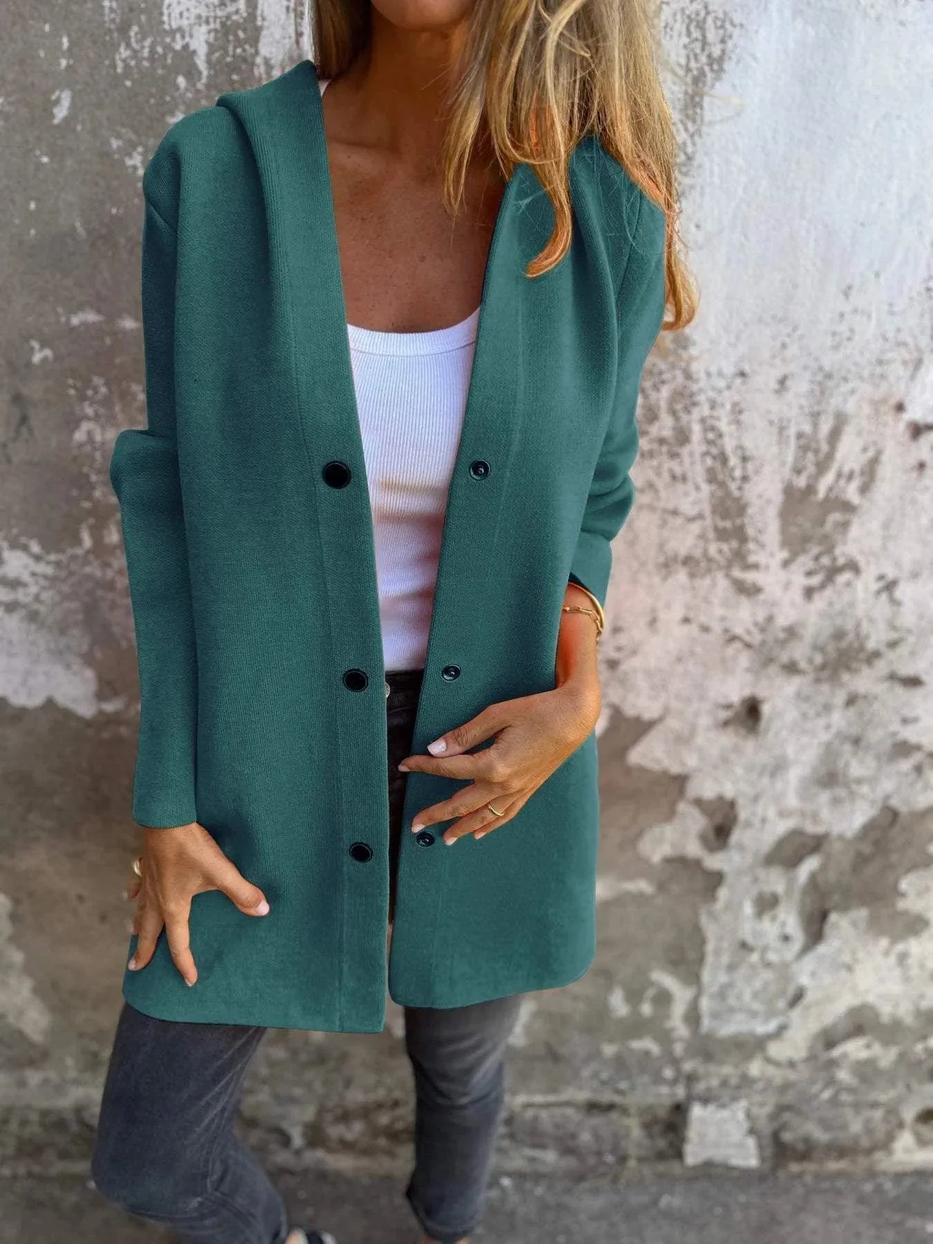 Heidi-Mode | Lässiger Einreihiger Cardigan mit Kapuze - Image 10