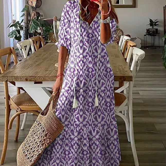 Heidi-Mode | Maxikleid mit Halben Ärmeln und V-Ausschnitt mit Blumenmuster - Image 2