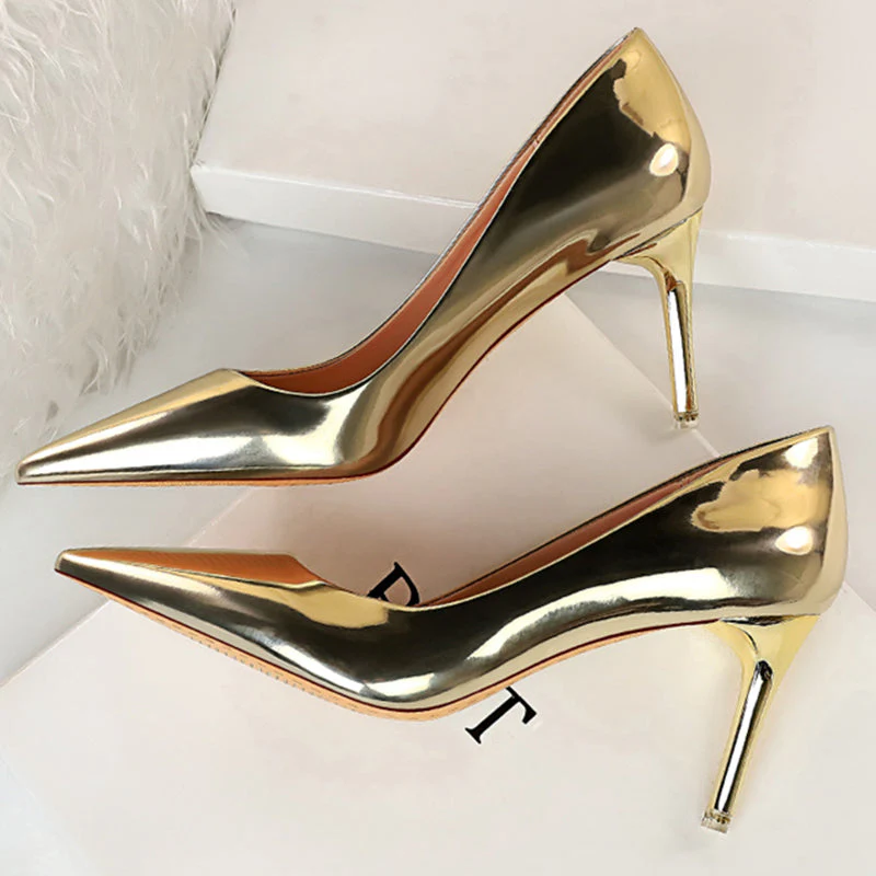 Heidi-Mode | Metallic Absätze mit Spitzer Zehenpartie - Image 22