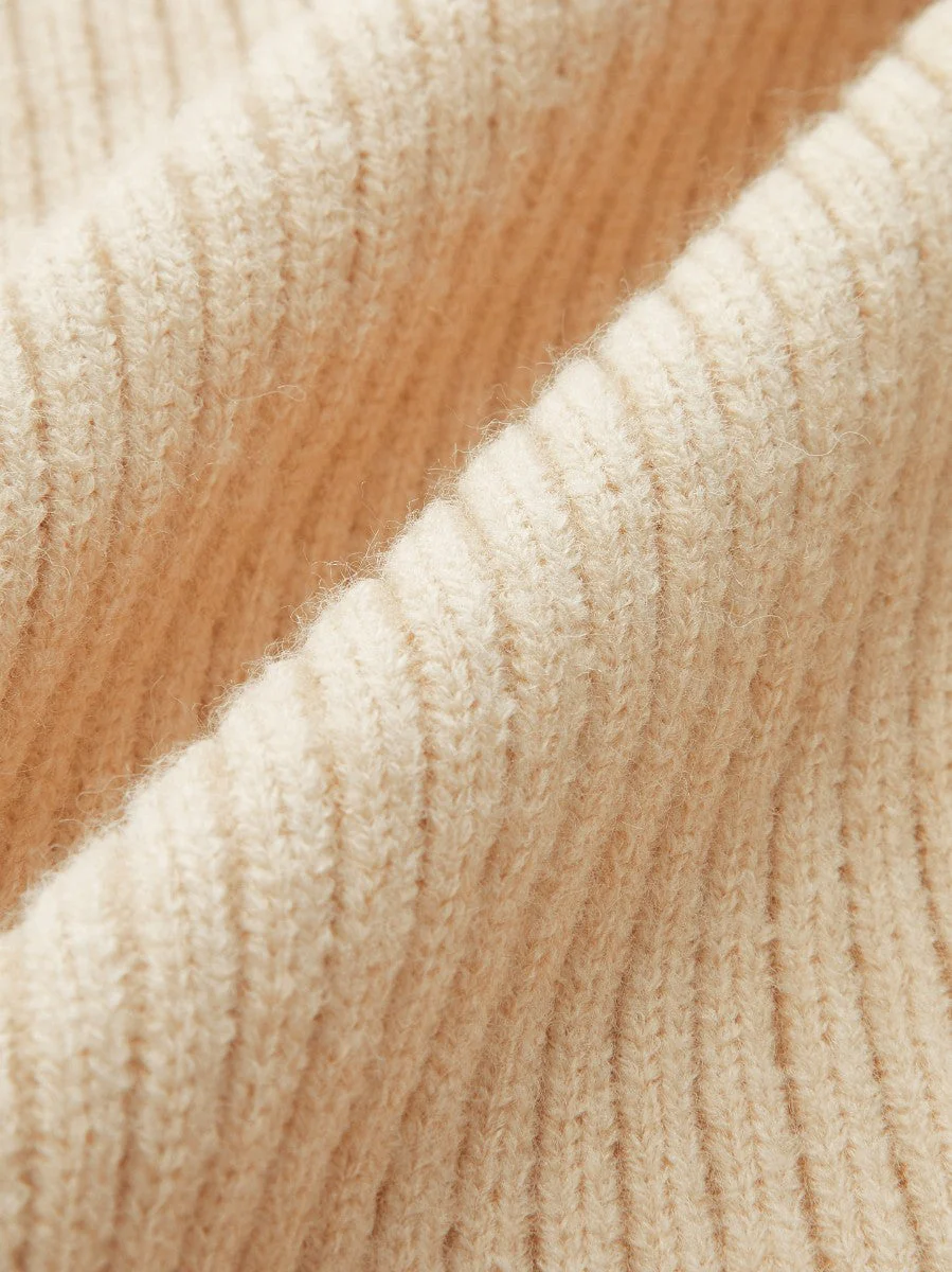Heidi-Mode | Minimalist Gesäßausschnitt Ripp Top - Image 6
