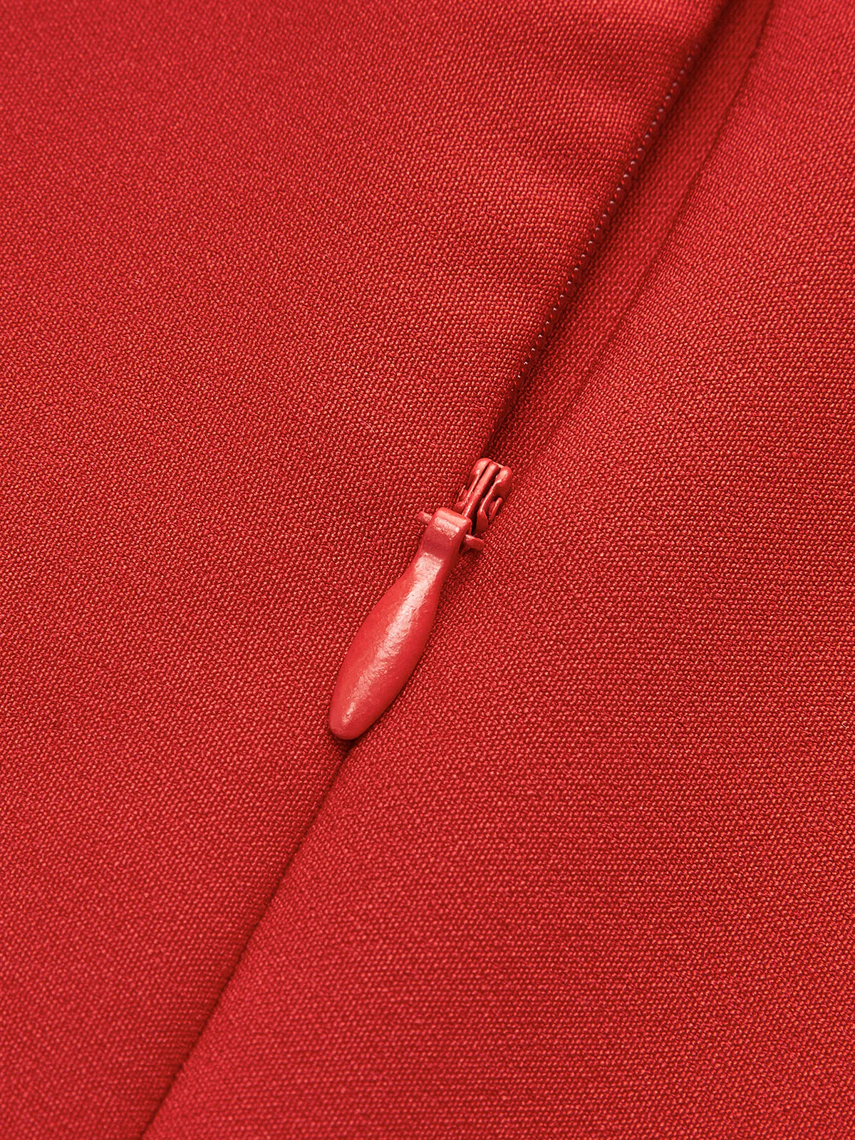 Heidi-Mode | Minimalistische Schlichte Gesäßausschnitt Kleid - Image 6