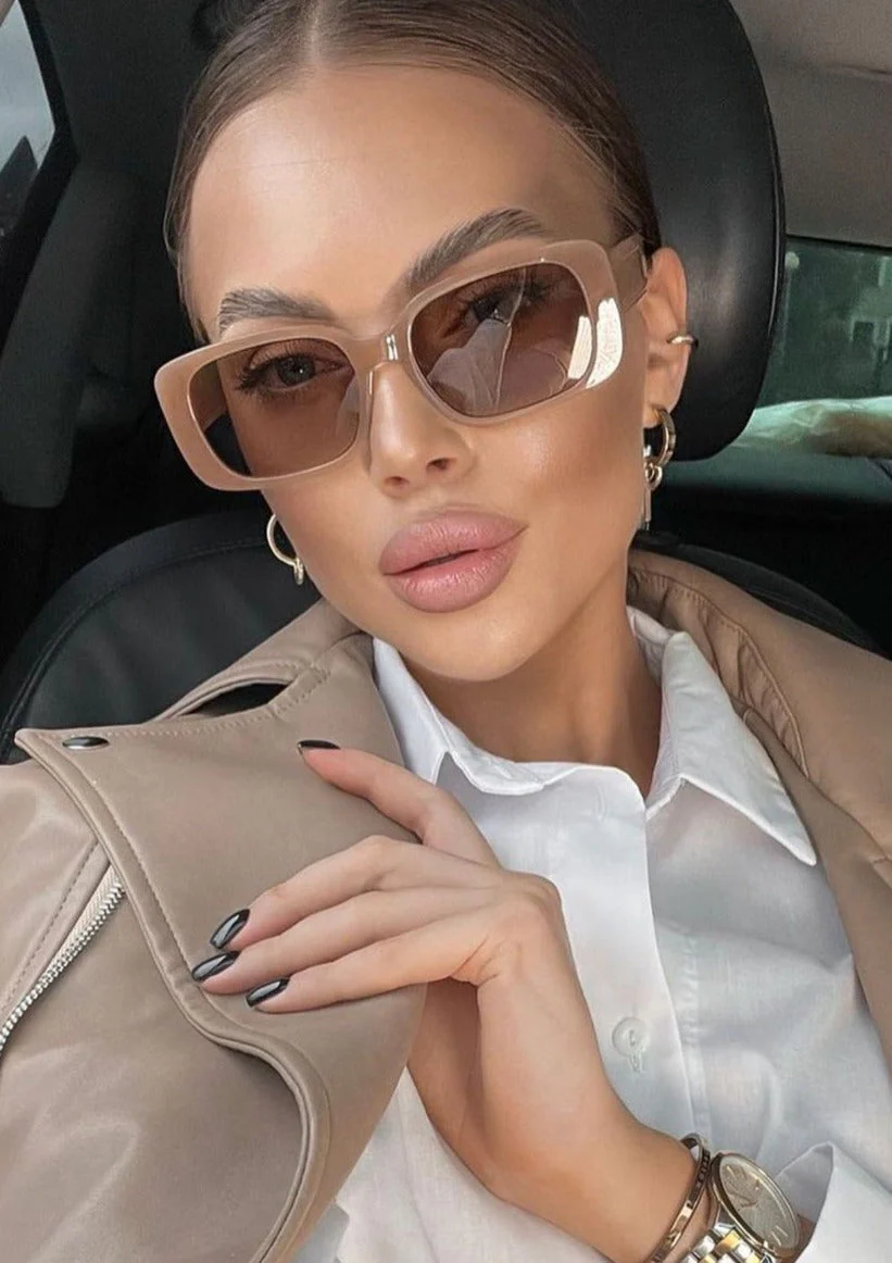Heidi-Mode | mit Quadratisch-Rundem Gestell und Modernem Stil für Frauen - Image 3
