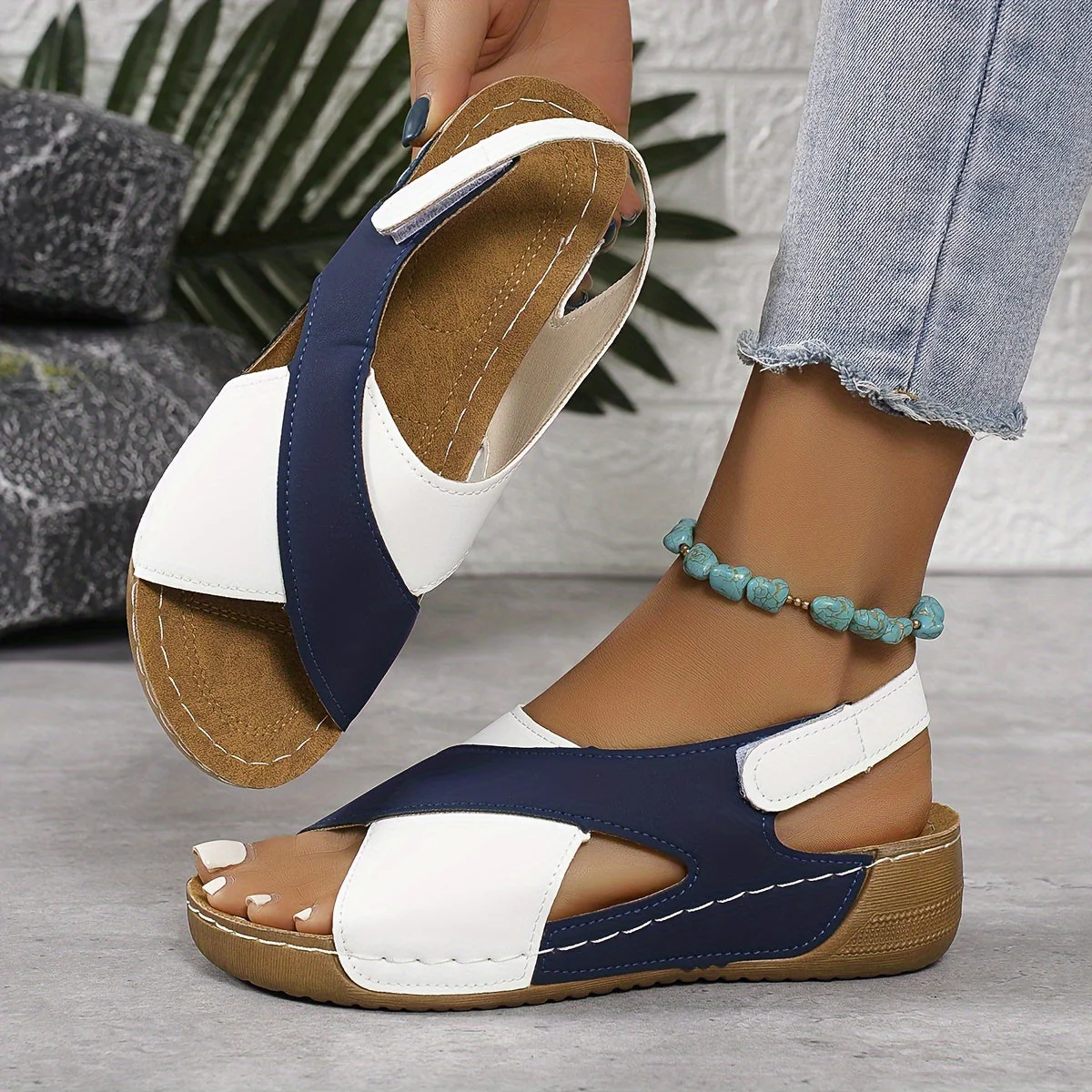 Heidi-Mode | Moderne Farbblock Sandalen - Image 2
