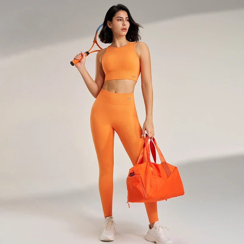 Heidi-Mode | Nahtloses Yoga-Satz- Hoch-Taillierte Leggings & Top Zweiteiliges Fitness-Outfit - Image 7