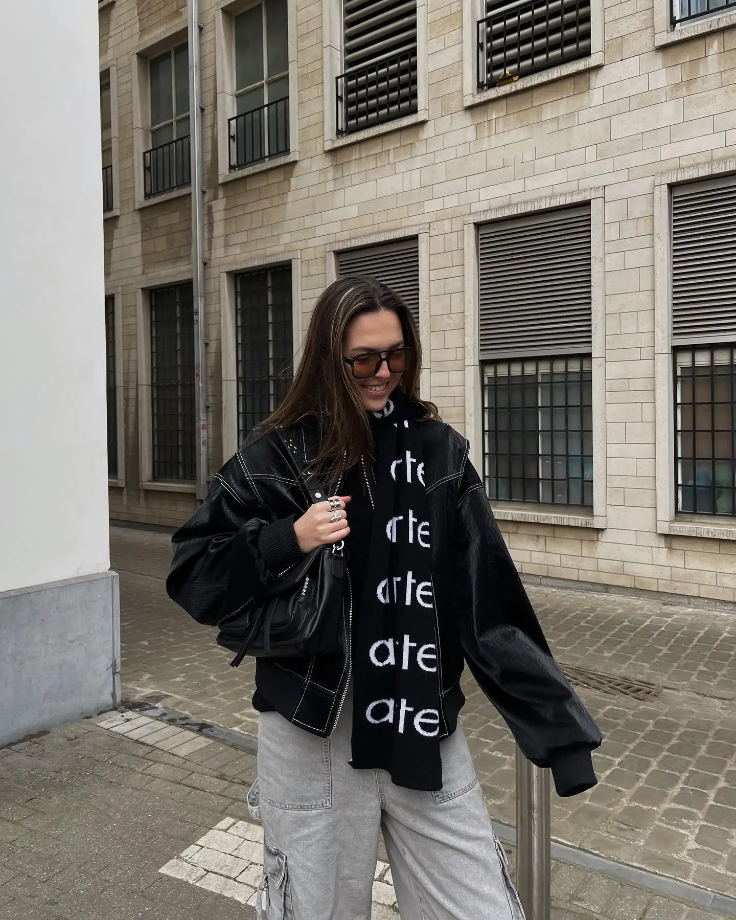 Heidi-Mode | Oversized Bomberjacke Stilvoll und Wärmeresistent Perfekt für Herbst und Winter - Image 10