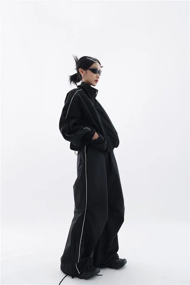 Heidi-Mode | Oversized Sportlich Schwarz Trainingsanzug - Image 2