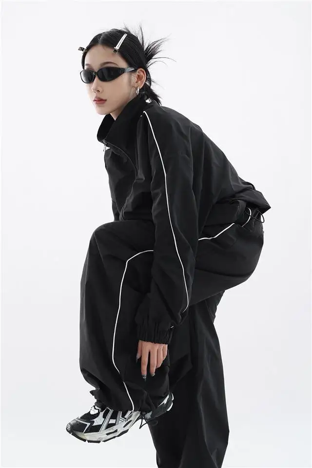 Heidi-Mode | Oversized Sportlich Schwarz Trainingsanzug - Image 4