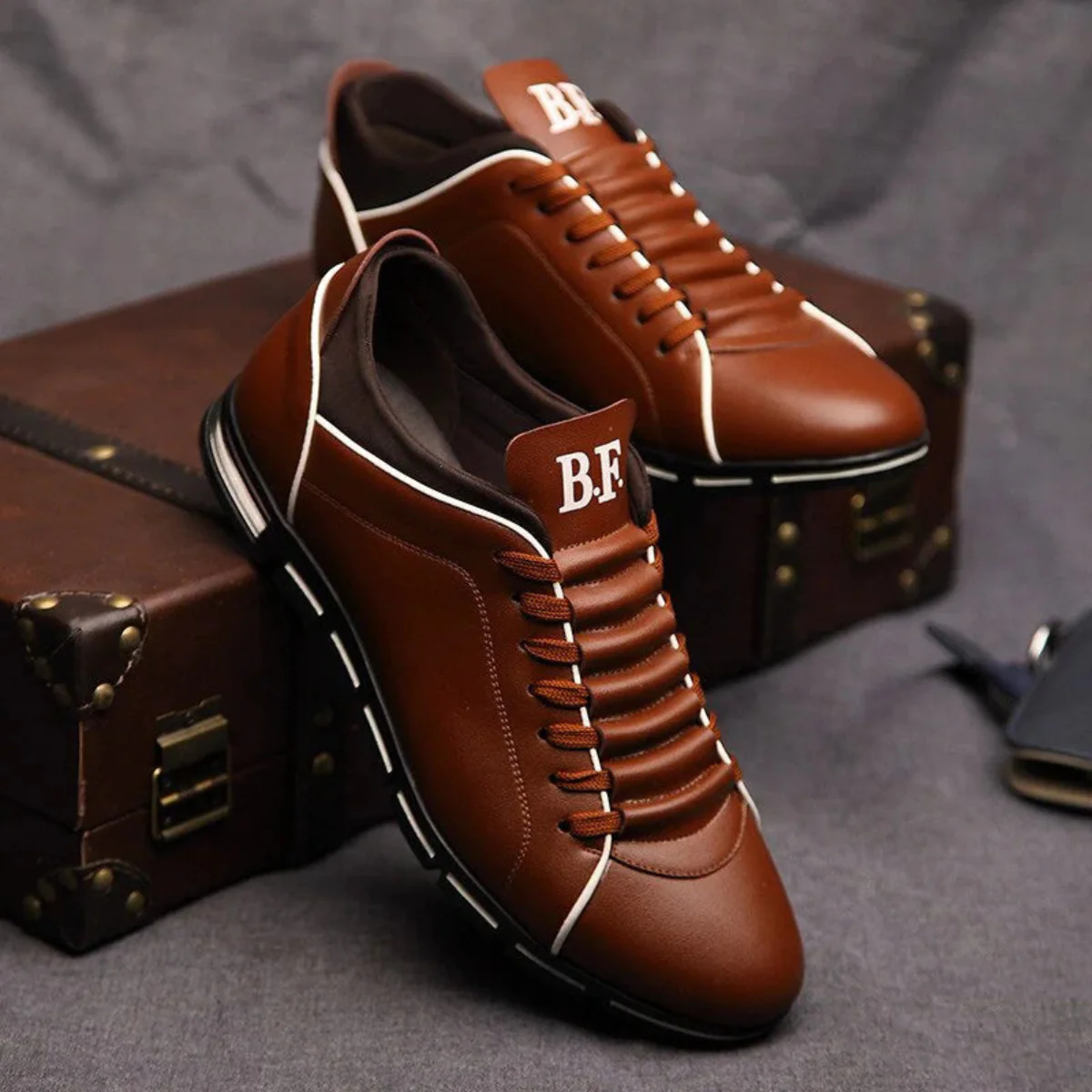 Heidi-Mode | Premium Leder Sneaker für Herren - Image 3