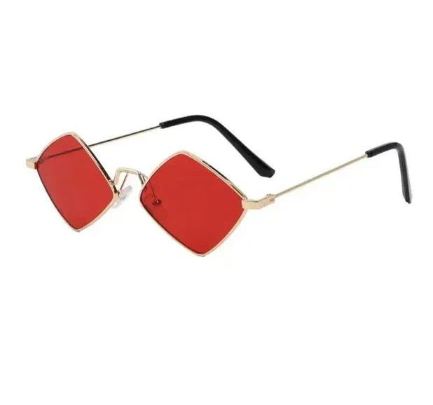 Heidi-Mode | Quadratische Sonnenbrille für Damen Kühn & Trendy - Image 15