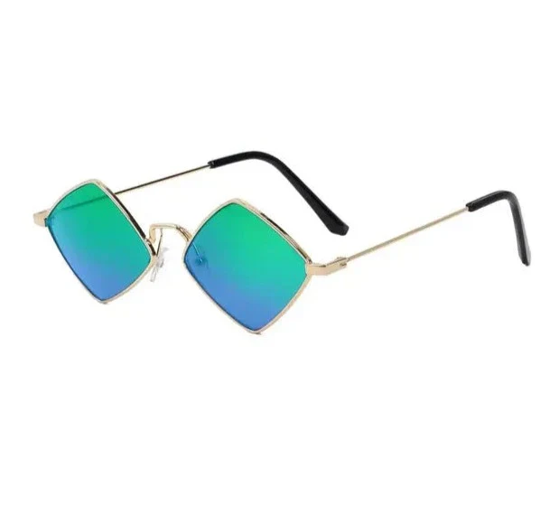 Heidi-Mode | Quadratische Sonnenbrille für Damen Kühn & Trendy - Image 5