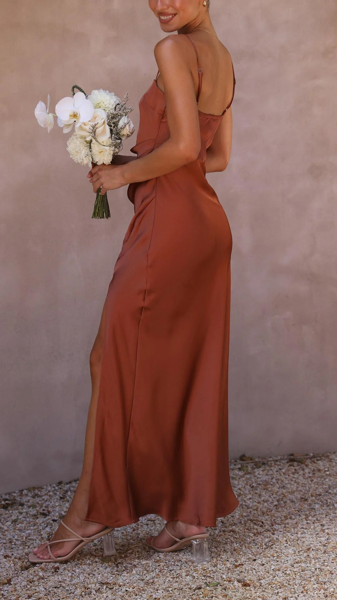 Heidi-Mode | Quadrat-Ausschnitt Satin Plissiertes Maxikleid - Image 3