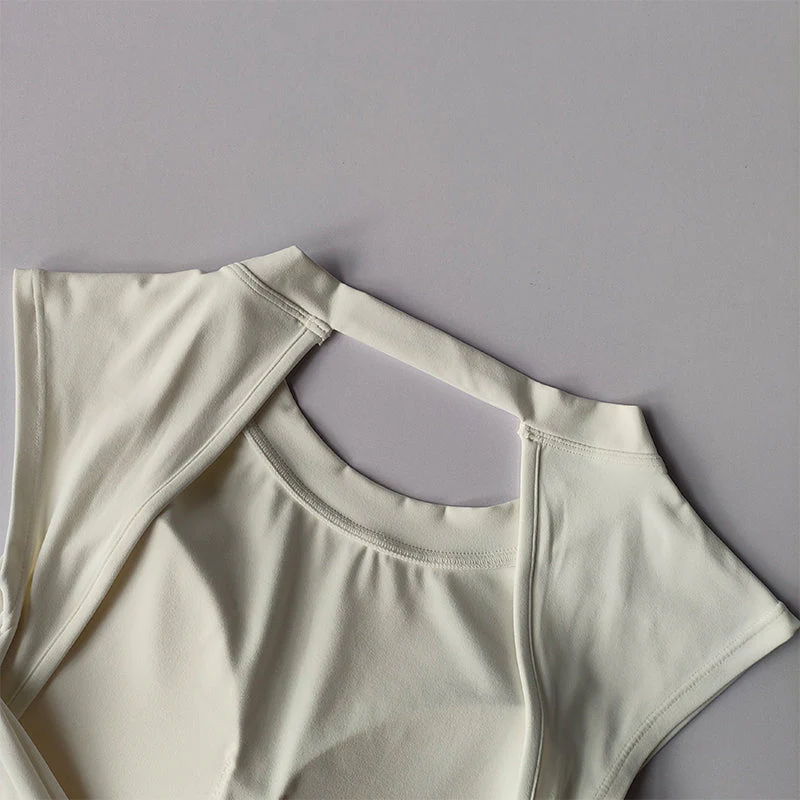 Heidi-Mode | Raffiniertes Damen Statement Top - Image 12