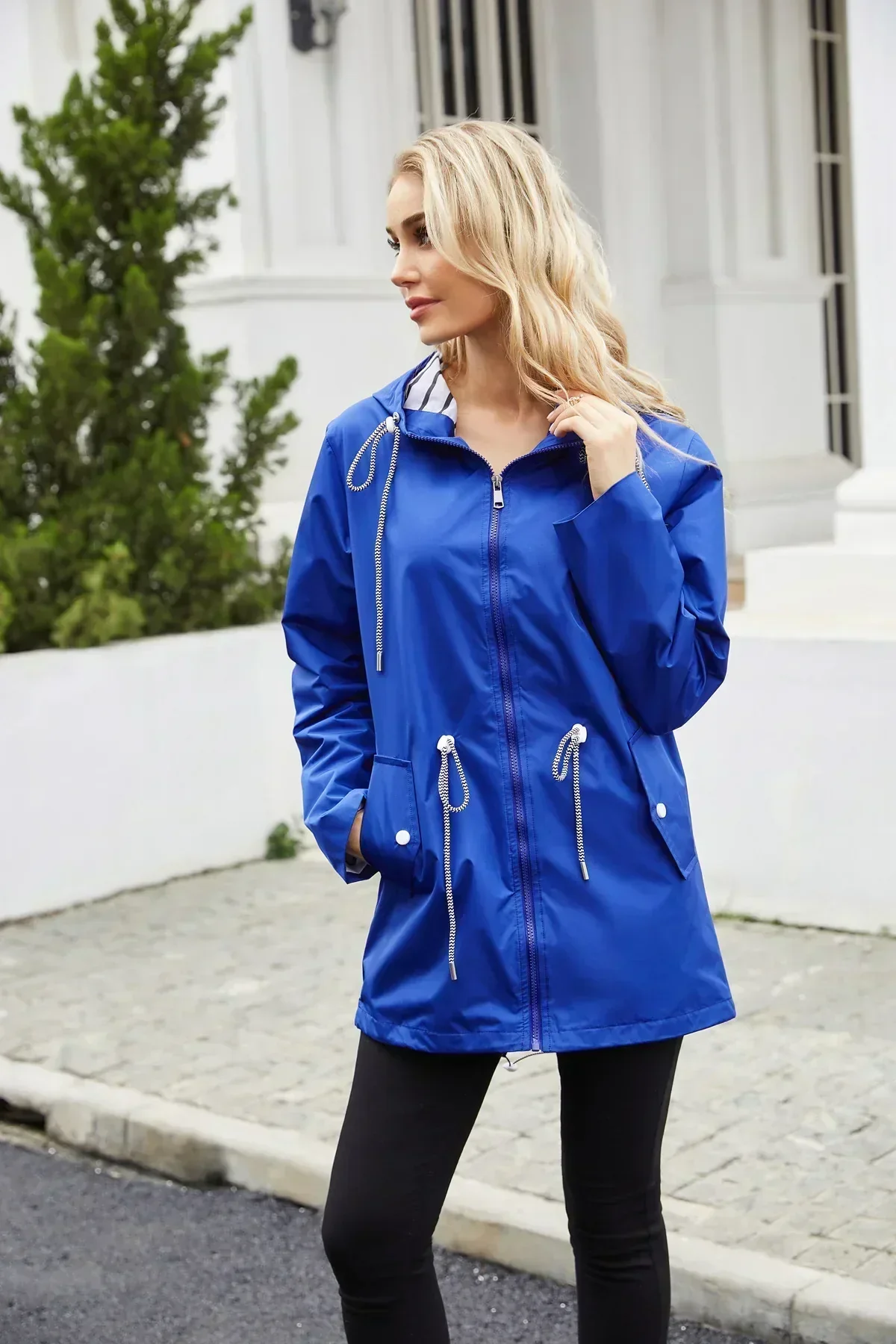 Heidi-Mode | Regenjacke mit Kapuze - Image 2