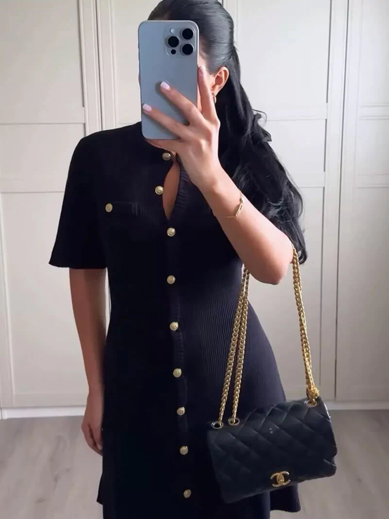 Heidi-Mode | Rippstrickkleid mit Knöpfen und Brusttaschen - Image 2