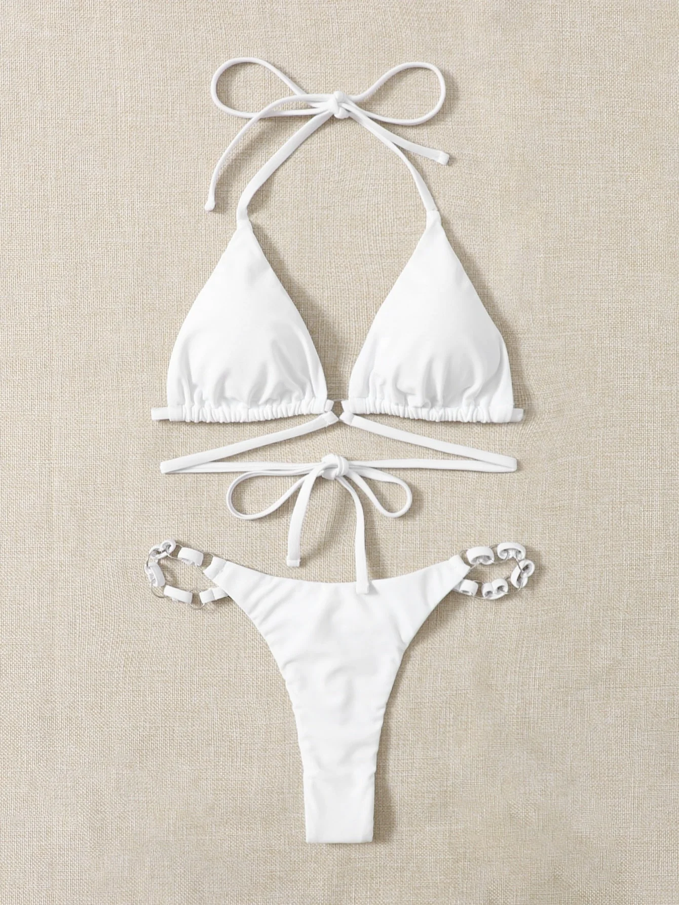 Heidi-Mode | Roter Halter-Triangle-Bikini mit Ringdetail für Damen - Image 6